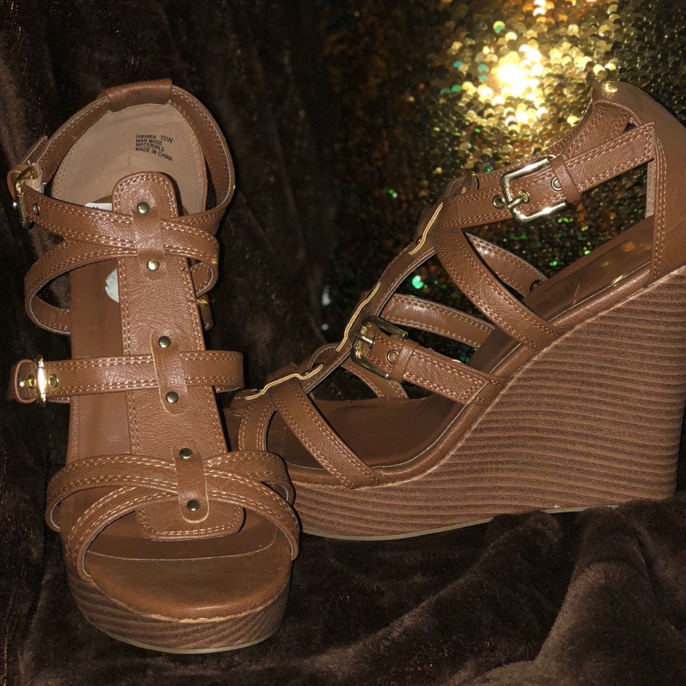 Brown wedges